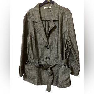 Blazer dress it up or down add a pop of color or black it out!closet essential